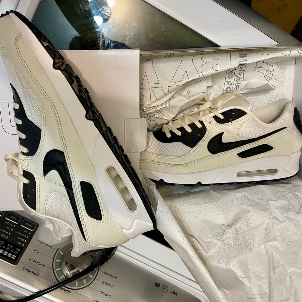 Nike Air Max 90 men’s size 13